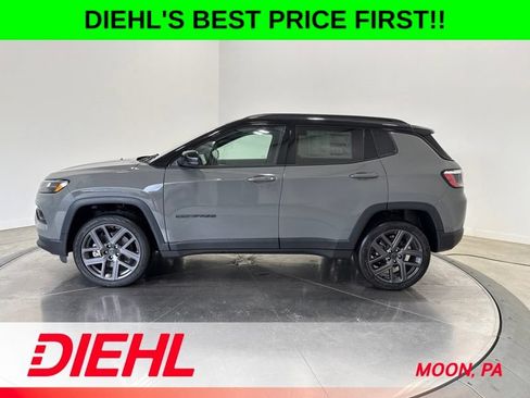 New 2026 Jeep Compass Limited AWD/4WD image 4