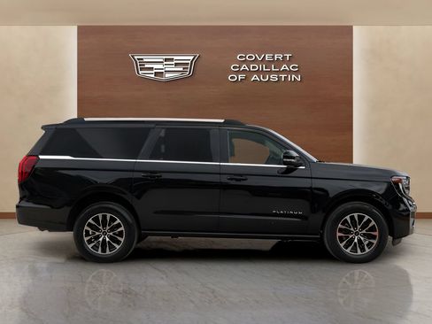 Used 2025 Ford Expedition Max Platinum AWD/4WD image 5