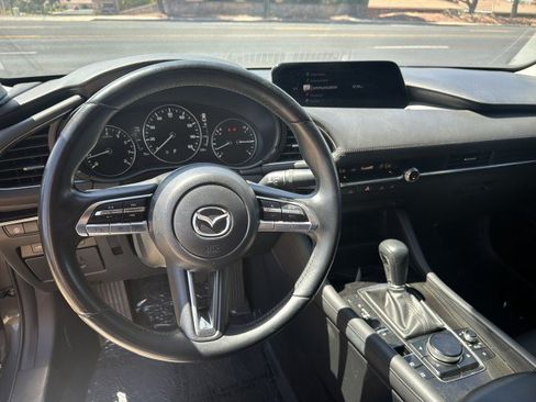 Used 2019 MAZDA MAZDA3 Sedan w/ Preferred Package FWD image 13