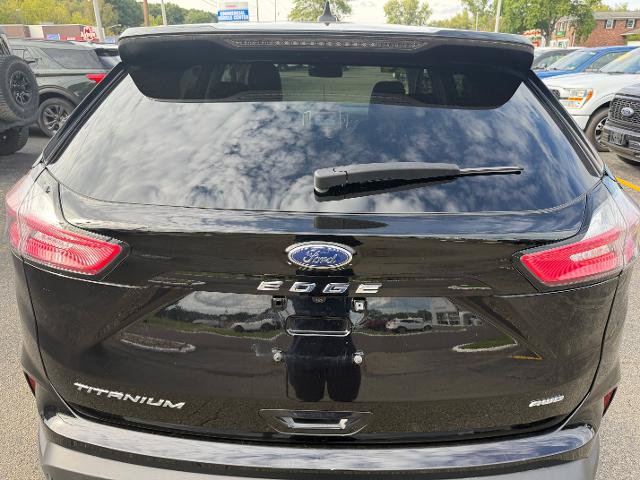 Certified 2024 Ford Edge Titanium AWD/4WD image 6