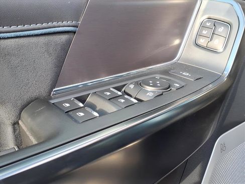 New 2026 Ford F250 Platinum w/ FX4 Off-Road Package image 10