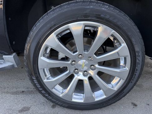 Used 2015 Chevrolet Tahoe LT w/ Luxury Package AWD/4WD image 20