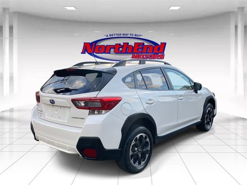 Used 2022 Subaru Crosstrek 2.0i image 7