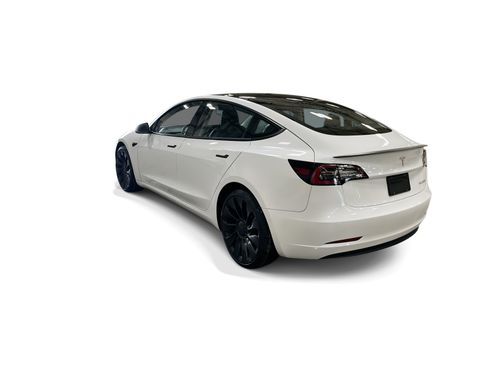 Certified 2022 Tesla Model 3 Performance AWD/4WD image 4
