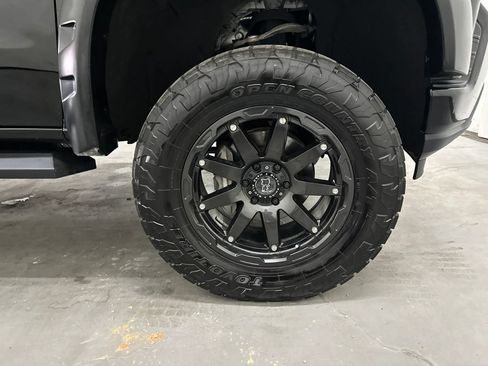 Used 2019 Chevrolet Silverado 1500 RST AWD/4WD image 58