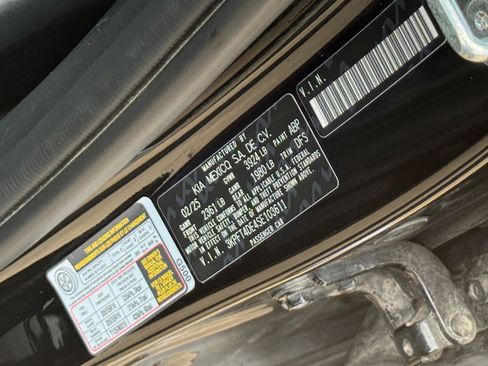 Used 2025 Kia K4 LXS image 30