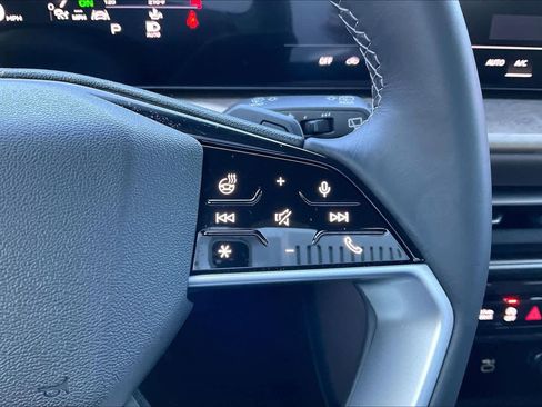 Certified 2025 Audi Q5 Premium w/ Convenience Package image 22