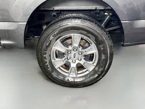 Used 2017 Ford F150 XLT w/ Equipment Group 302A Luxury AWD/4WD image 10