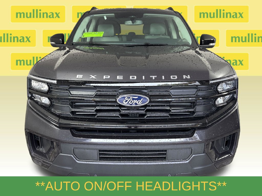 New 2026 Ford Expedition Max Active RWD image 22