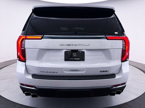 Used 2025 GMC Yukon XL Denali Ultimate AWD/4WD image 19