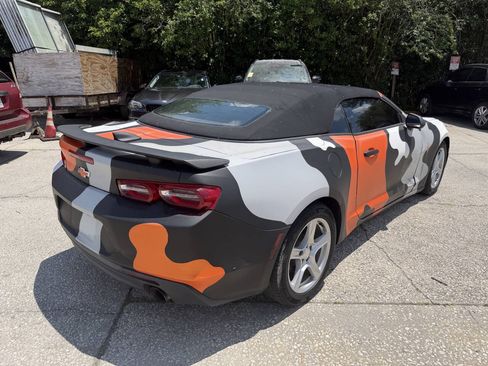 Used 2020 Chevrolet Camaro LT RWD image 4