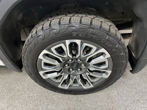 Used 2024 GMC Sierra 1500 Denali Ultimate image 20