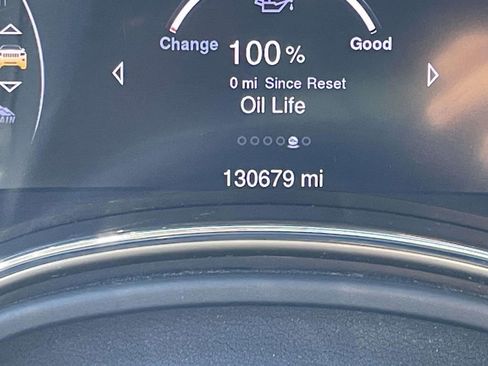 Used 2014 Jeep Grand Cherokee Overland w/ Advanced Technology Group image 30