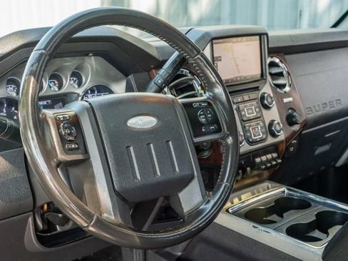 Used 2013 Ford F250 Lariat w/ Lariat Ultimate Pkg AWD/4WD image 24