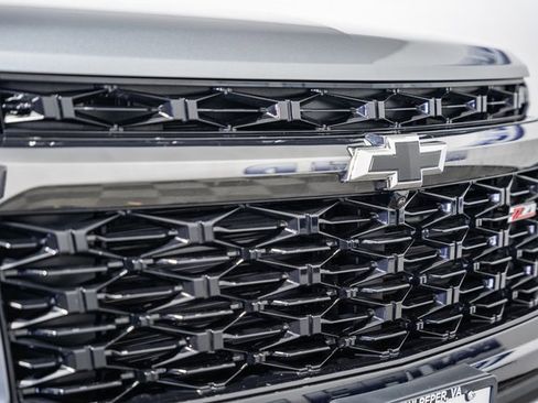 Used 2024 Chevrolet Traverse Z71 w/ Enhanced Driving Package image 14