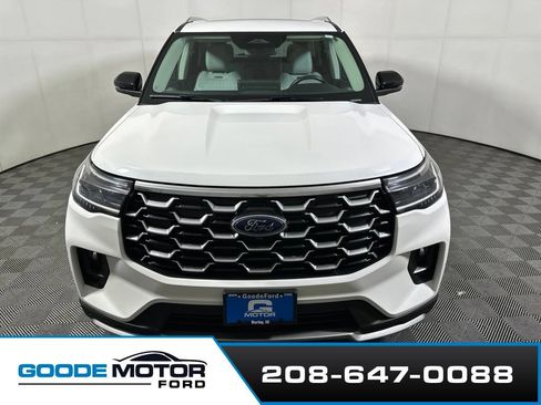 Used 2025 Ford Explorer Platinum w/ Ultimate Package AWD/4WD image 3