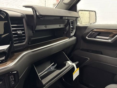 New 2026 Chevrolet Silverado 1500 RST image 19