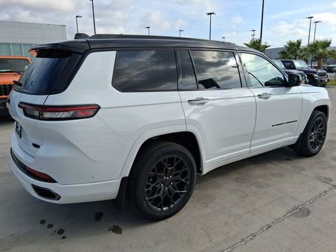 New 2025 Jeep Grand Cherokee L Summit AWD/4WD image 7