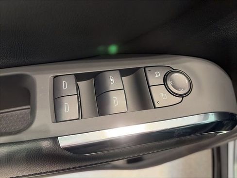 New 2026 Chevrolet Traverse LT w/ Midnight/Sport Edition image 9