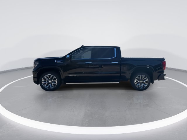Used 2024 GMC Sierra 1500 Denali AWD/4WD image 4