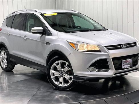 Used 2015 Ford Escape Titanium image 3