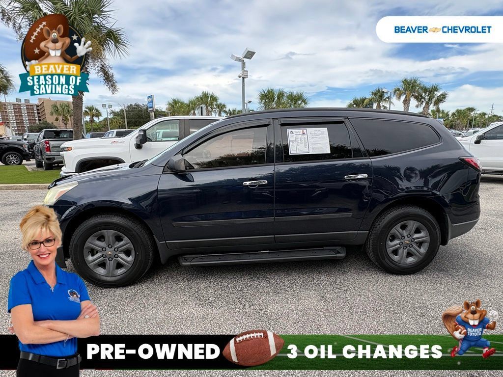 Used 2017 Chevrolet Traverse LS FWD image 4