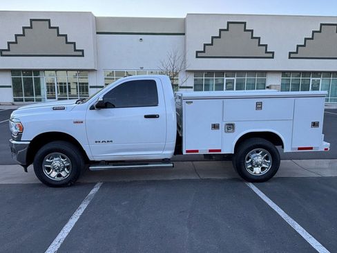Used 2022 RAM 2500 Tradesman w/ Safety Group image 6