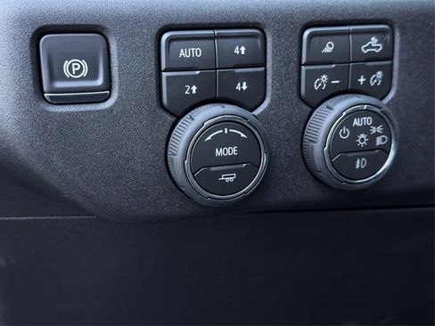 New 2026 Chevrolet Silverado 1500 High Country w/ High Country Premium Package image 18