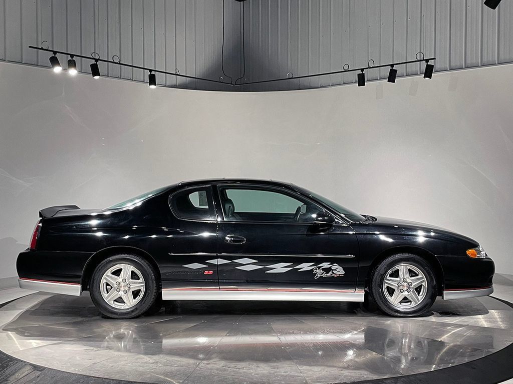 Used 2001 Chevrolet Monte Carlo SS w/ High Sport Appearance Pkg FWD image 4