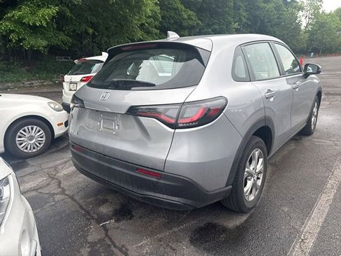 Used 2023 Honda HR-V LX image 5