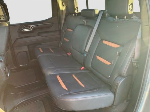 Used 2024 GMC Sierra 1500 AT4 w/ Technology Package image 12