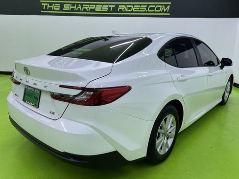 Used 2025 Toyota Camry LE FWD image 10
