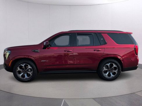 Certified 2025 GMC Yukon AT4 Ultimate AWD/4WD image 2
