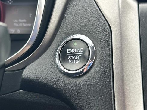 Used 2020 Ford Fusion SE FWD image 28