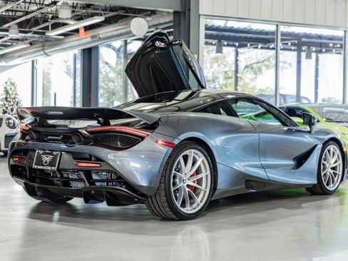 Used 2018 McLaren 720S Performance image 6