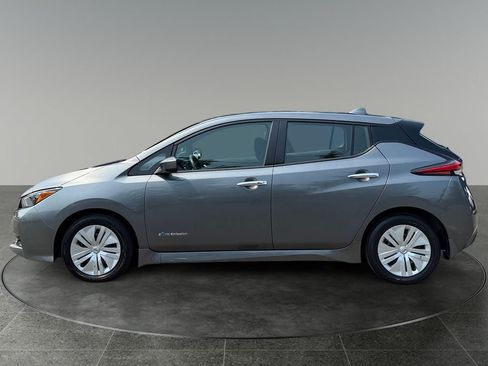 Used 2019 Nissan Leaf S w/ Protection Package FWD image 5