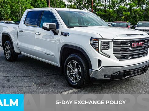 Used 2025 GMC Sierra 1500 SLT RWD image 3