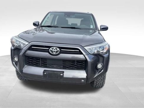 Used 2023 Toyota 4Runner SR5 AWD/4WD image 4