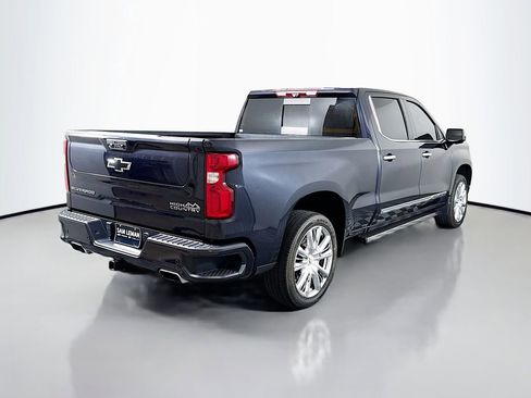 Used 2022 Chevrolet Silverado 1500 High Country w/ High Country Premium Package image 7