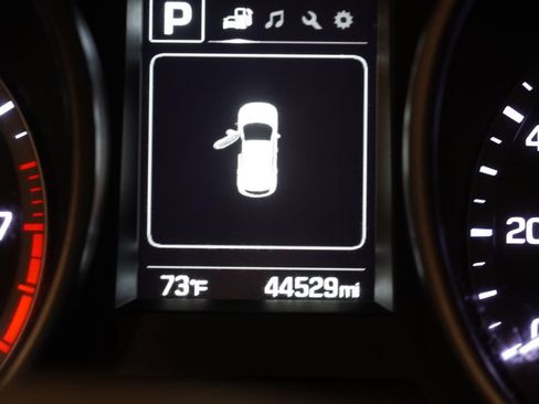 Used 2018 Hyundai Santa Fe Sport AWD/4WD image 4