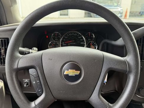 Used 2022 Chevrolet Express 2500 w/ Driver Convenience Package RWD image 29