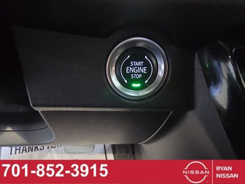 Used 2024 Chevrolet Traverse Z71 w/ Enhanced Driving Package image 32