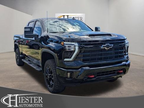 New 2026 Chevrolet Silverado 2500 LT w/ Trail Boss Package AWD/4WD image 1
