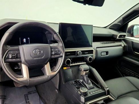 Used 2024 Toyota Tacoma Limited w/ Limited Package (LT) image 13