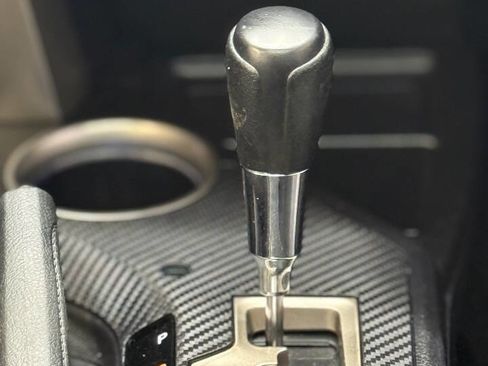 Used 2015 Toyota RAV4 XLE image 15