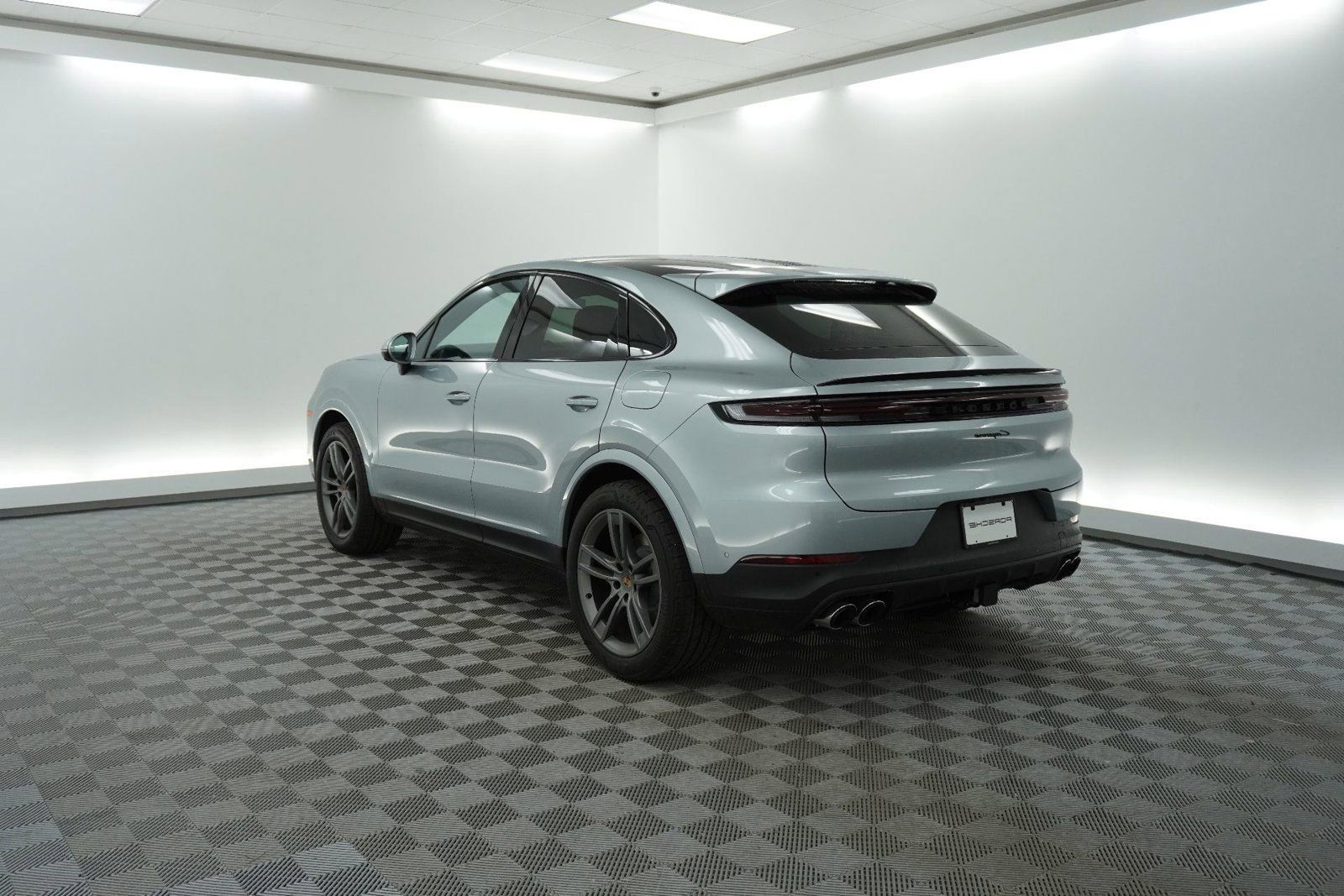 Used 2026 Porsche Cayenne Coupe AWD/4WD image 3