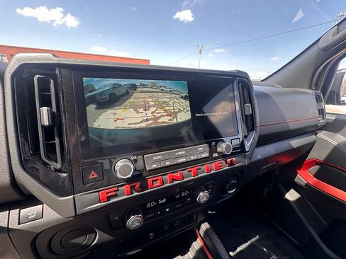 Certified 2025 Nissan Frontier Pro-X RWD image 27