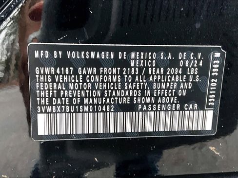 Used 2025 Volkswagen Jetta Sport image 31