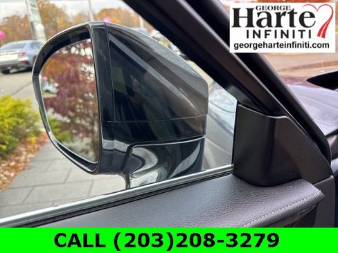 Used 2022 INFINITI QX60 Sensory w/ Cargo Package image 27