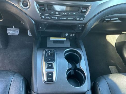 Used 2022 Honda Pilot Special Edition image 12